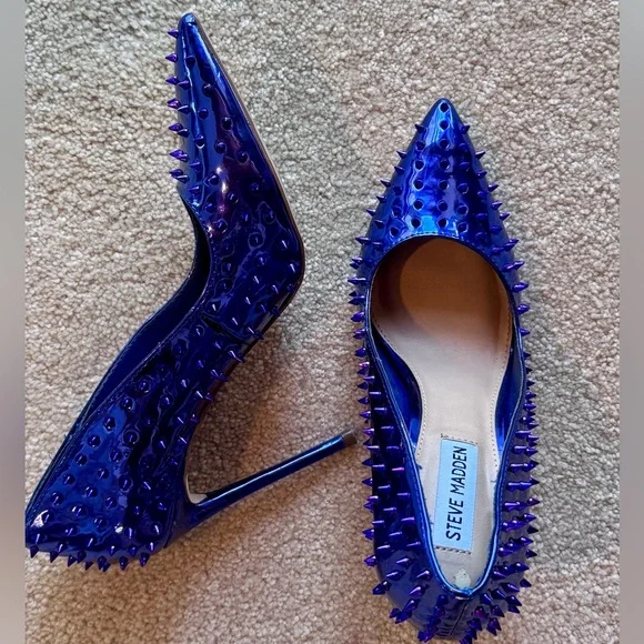 Steve Madden Vala Spiked Pumps - Picture 10 of 13
